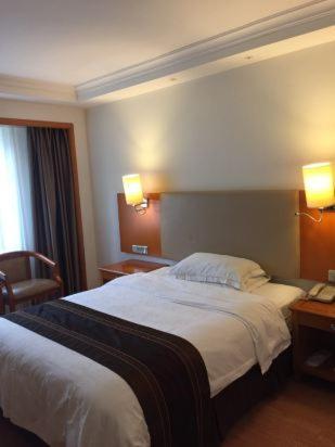 Guangzhou Yuehai Hotel מראה חיצוני תמונה