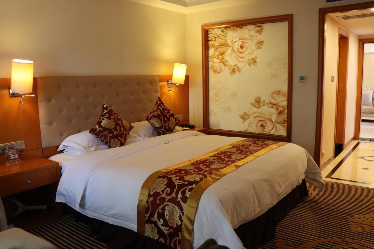 Guangzhou Yuehai Hotel מראה חיצוני תמונה