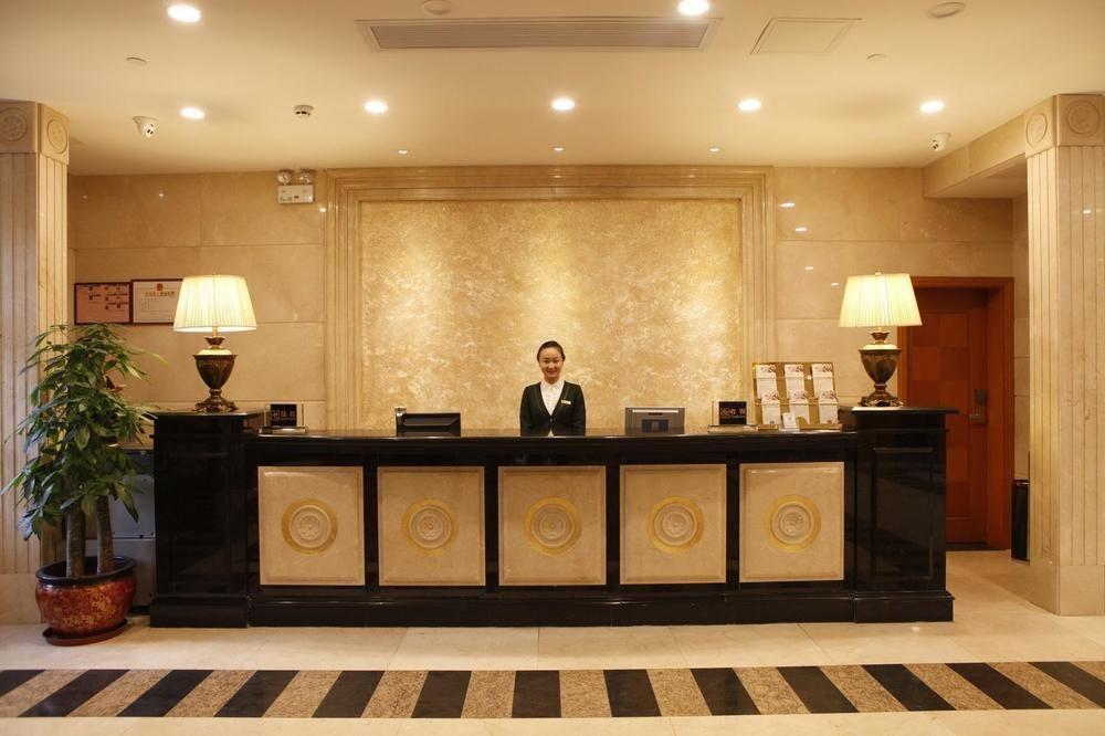 Guangzhou Yuehai Hotel מראה חיצוני תמונה